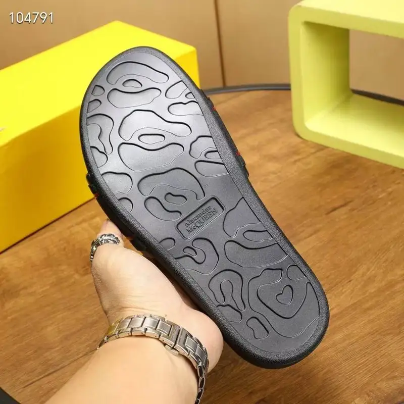 2025 Alexander McQueen Slipper man 0512